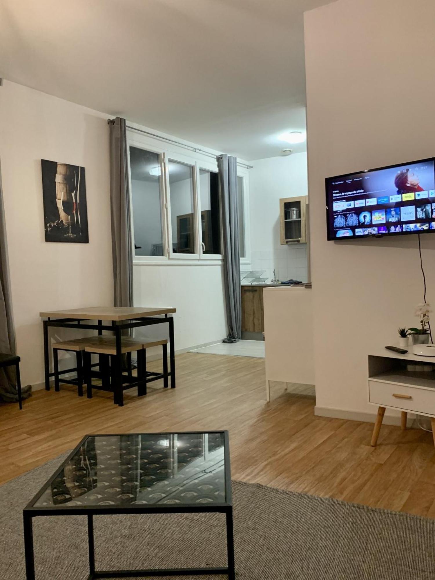 Studio Cosy - Hypercentre - Calme - 50M2 - Wi-Fi Graulhet Zewnętrze zdjęcie